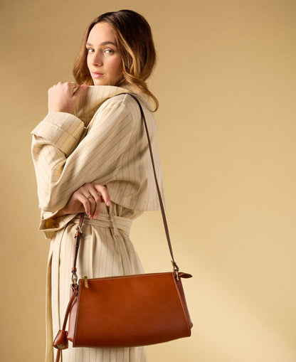 Dooney & Bourke Alto Pamina