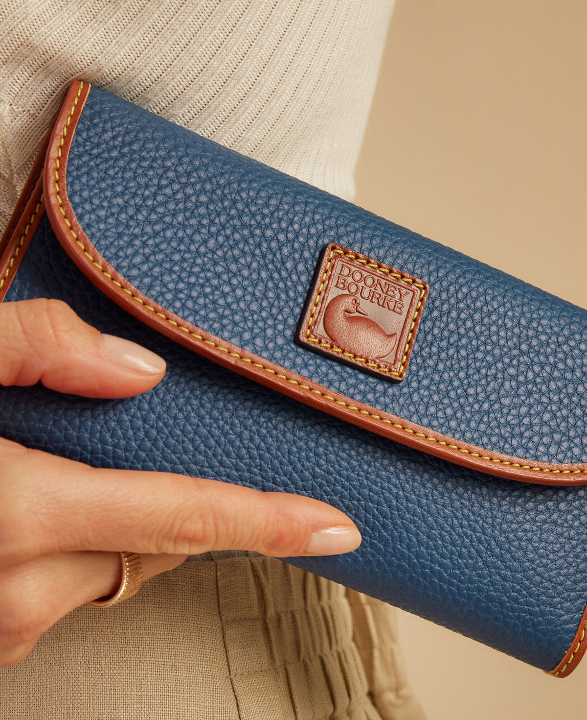 Dooney & Bourke Pebble Grain Continental Clutch