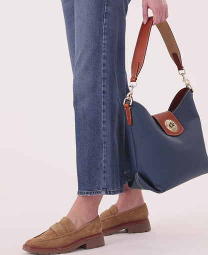 Dooney & Bourke Pebble Turnlock Sac 30