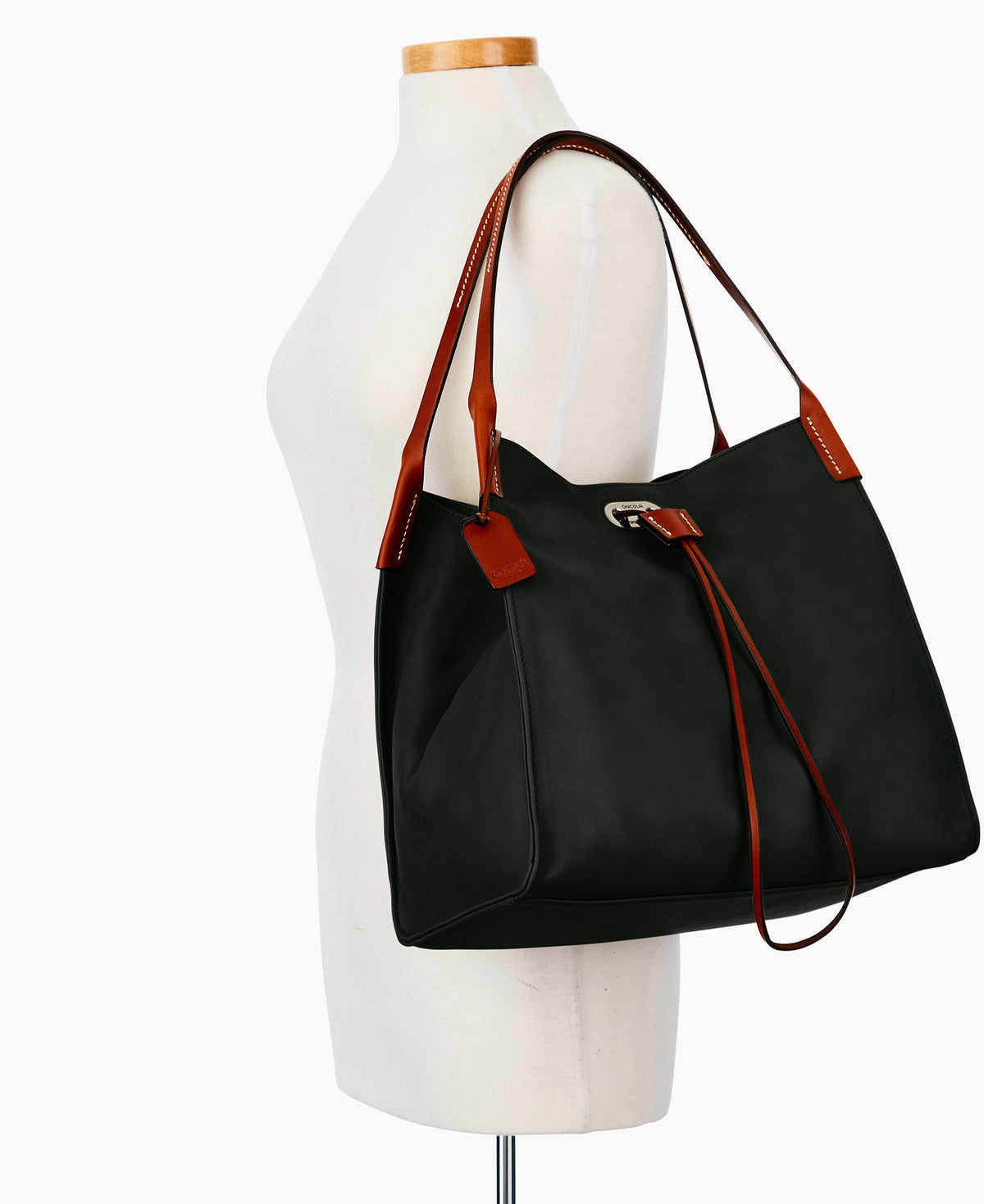 Dooney & Bourke Oncour Victoria Full Up