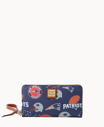 Dooney & Bourke NFL Patriots Large Zip Around Wristlet